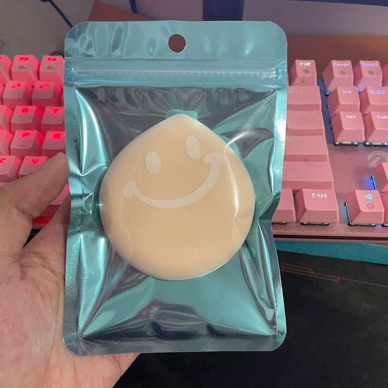ถุงซิป ลายยิ้มสุดคิวท์ ลายเลเซอร์ใส แขวนได้ 50 ชิ้น/แพ็ค เก็บของและส่งของขวัญ ราคา ถูกที่สุด ดีลบีเคเค แกลเลอรีภาพที่ 5