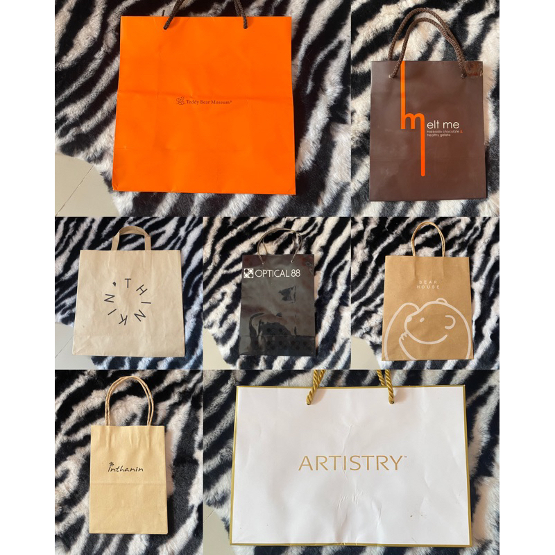 ถุงมือสอง ถุงกระดาษคราฟท์ B2S, Teddy Bear Museum, Optical88, Artistry, Melt Me, Inthanin, Bear house