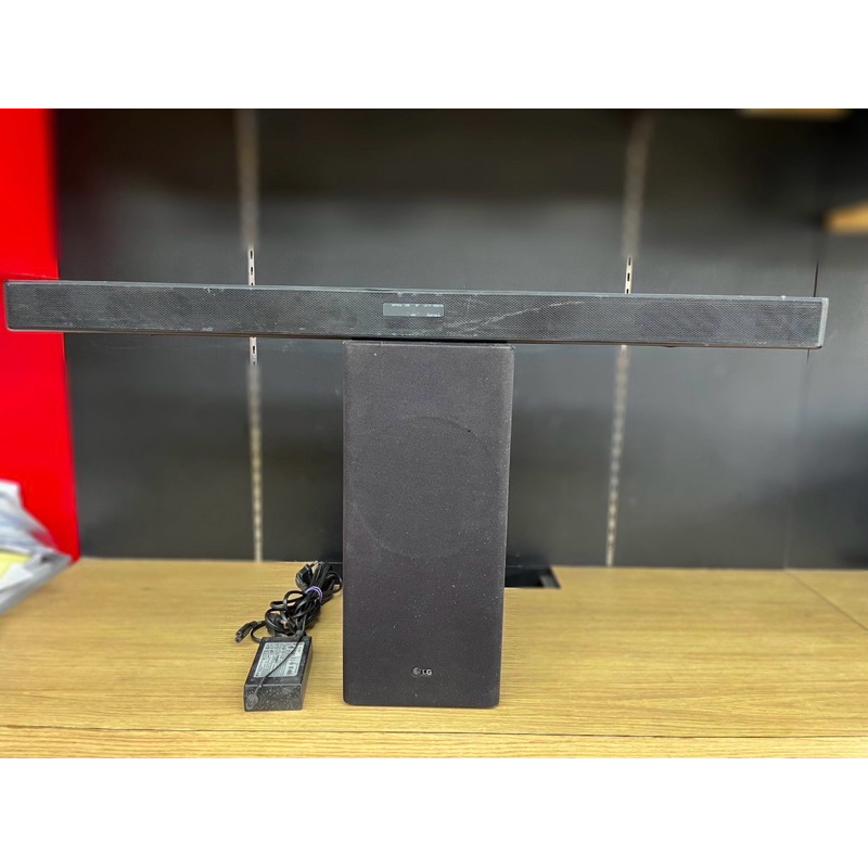 LG Soundbar ซาวด์บาร์ 2.1CH รุ่น SK5 โฮมเธียเตอร์ พร้อมซัพวูฟเฟอร์ เสียงเบสหนัก ระบบเสียงเซอร์ราวด์ร