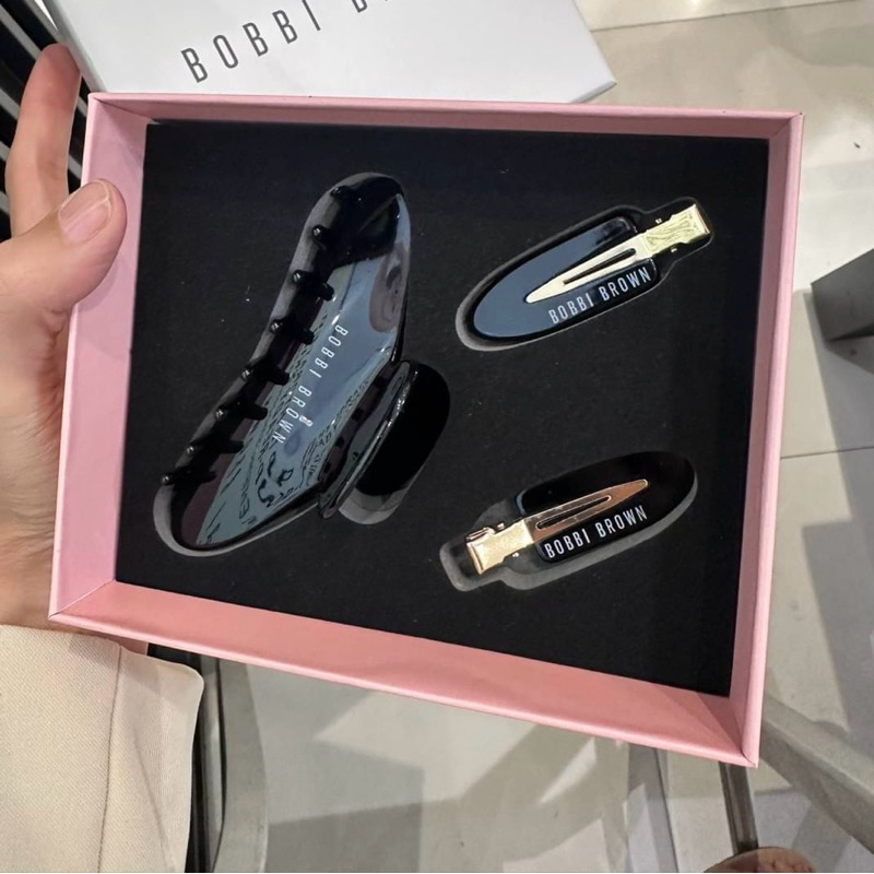 Bobbi Brown Wakeup to Makeup Hairclip Set