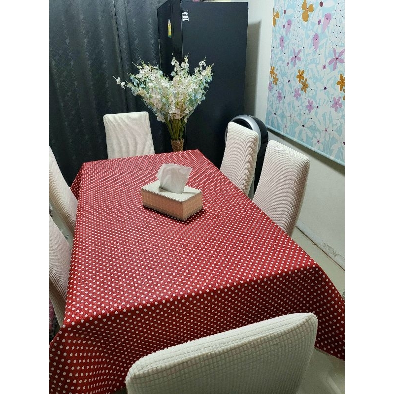#ผ้าปูโต๊ะอาหาร pvc เกรด Premium ลายจุดขาวเล็ก พื้นสีแดง ขนาด 1.4m x 2m กันน้ำ 100% กันร้อนได้ดี ทำความสะอาดง่าย