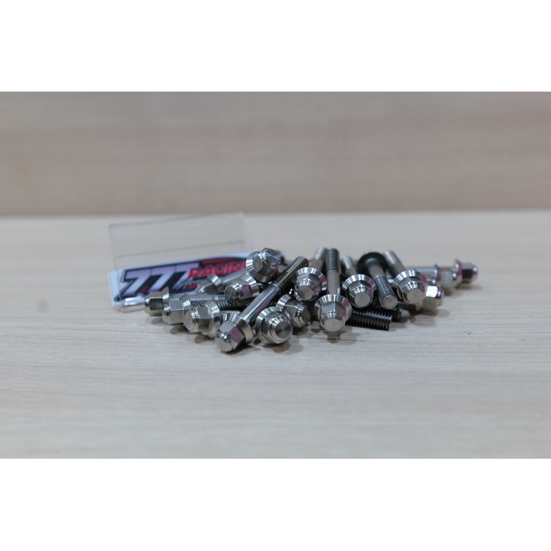 น็อตแคร้งเลส หัวสนามเรียบ W-125iไฟเลี้ยวบังลม/s/r ชุด23ตัว