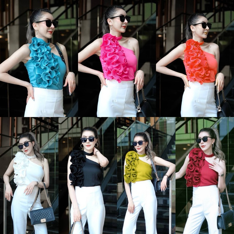 เสื้อสายเดี่ยวปาดไหล่สม๊อคหลังแต่งระบายพรีทด้านหน้า