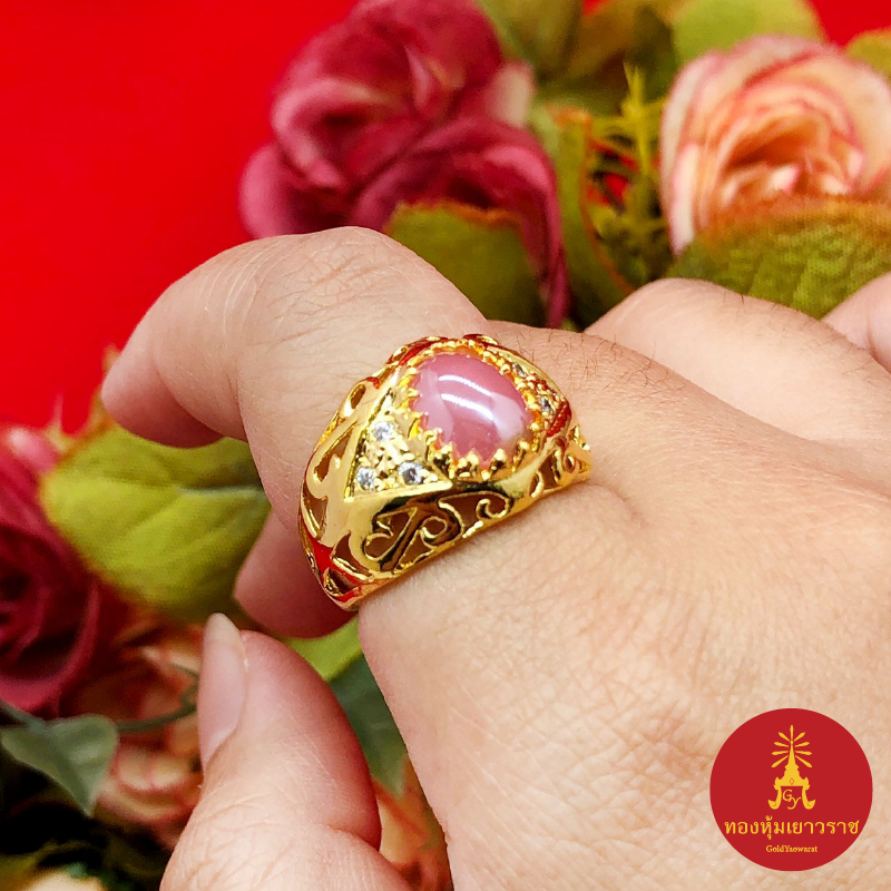 แหวนทองพลอยแก้วฝังเพชร ตัวเรือนสีทองฉลุลาย งานสวย เสริมบารมี ใส่ได้ทุกโอกาส เรียบหรู แหวนแฟชั่น ชุบทอง พร้อมส่ง