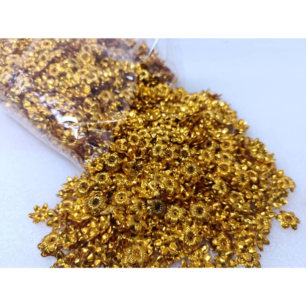 1 kg 229 บาท ลูกปัด ลายดอกพิกุล เกรดถูกราคาพิเศษ สำหรับตกแต่งงาน พับเหรียญ เหรียญโปรยทาน DIY สีเงิน สีทอง