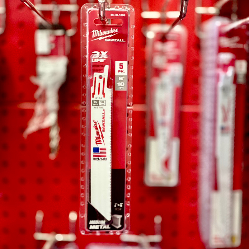 ใบเลื่อยชัก ตัดโลหะ ขนาด 6 นิ้ว Milwaukee 48-00-4184 [48-22-5184]18TPI **(มีให้เลือก ซื้อยกแพ็ค5ใบ หรือ ซื้อแยกเป็นใบ)**