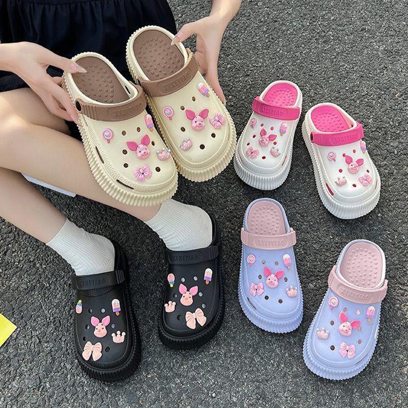 Luckkyshoes HOT ITEMรองเท้าหัวโตแฟชั่น ไอเท็มที่คุณสาวๆต้องมีติดตู้ หยิบออกมาใส่ได้ไม่มีเบื่อ สินค้าทำจากยางคุณภาพ