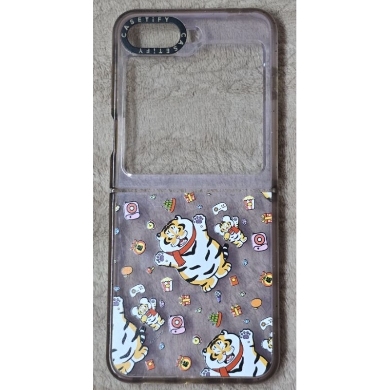 CASETiFY Z Flip5 มือสอง