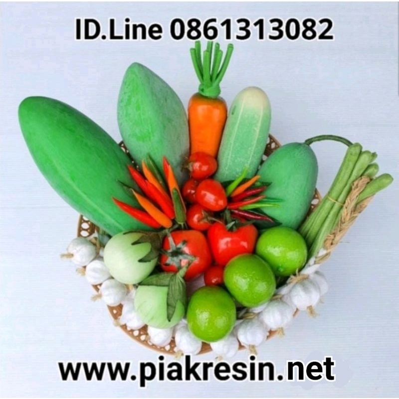 โมเดล ชุดส้มตำ พร้อมตะกร้า ราคาชุดละ 1070 บาท
