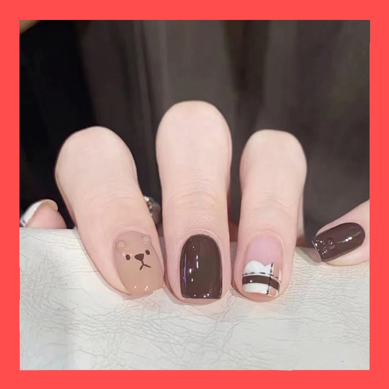 【สินค้าใหม่】เล็บปลอม กล่องละ 24 ชิ้น พร้อมกาว เล็บปลอมกันน้ำ เล็บปลอมสำเร็จรูปD438