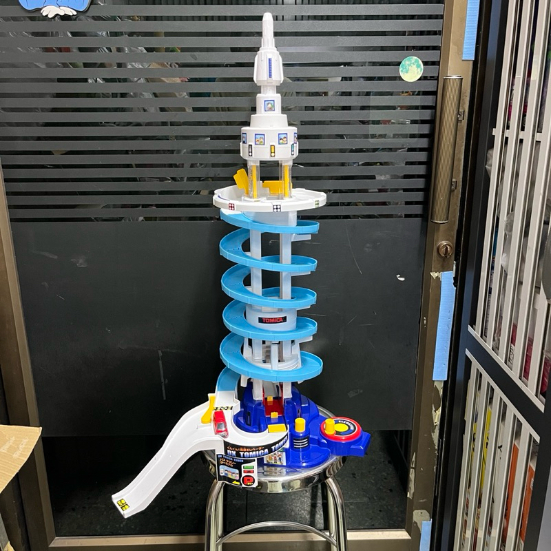 TOMICA WORLD DX TOMICA TOWER หอคอยรางรถ โทมิก้า **มือสอง**
