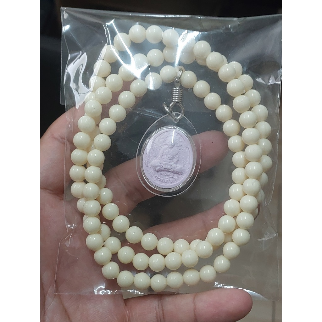 สร้อยประคำ หลวงปู่ดู่ หลวงตาม้า วัดถ้ำเมืองนะ 108 เม็ด ยาวประมาณ 38 เซ็นติเมตรครับ