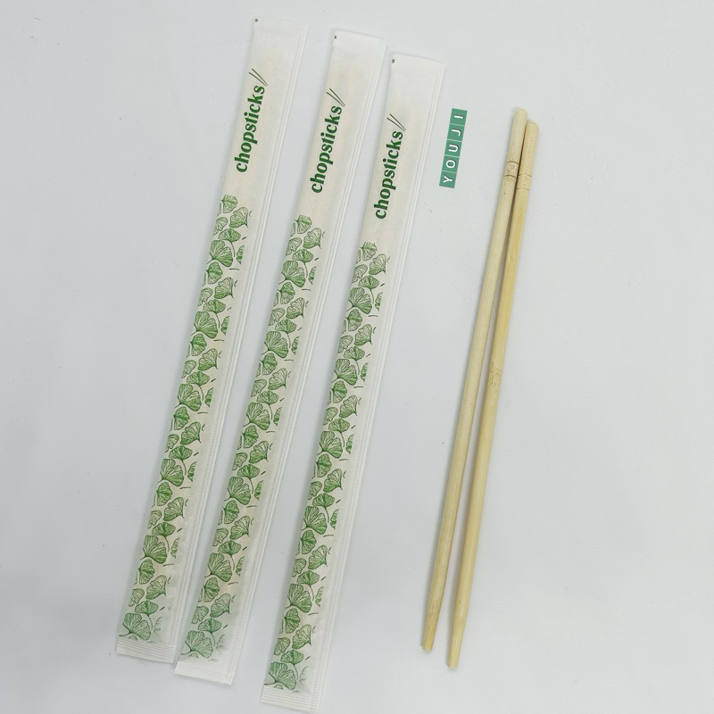 ตะเกียบอนามัย ตะเกียบไม้ ตะเกียบคู่ ซองกระดาษ 70 คู่ (ลายใบไม้เขียว) / Chopsticks in paper wrap 70 pairs