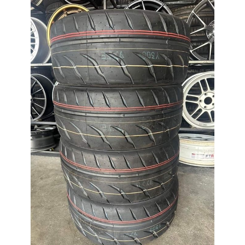 toyo 888r 235/40/18​ยางใหม่ปี​23