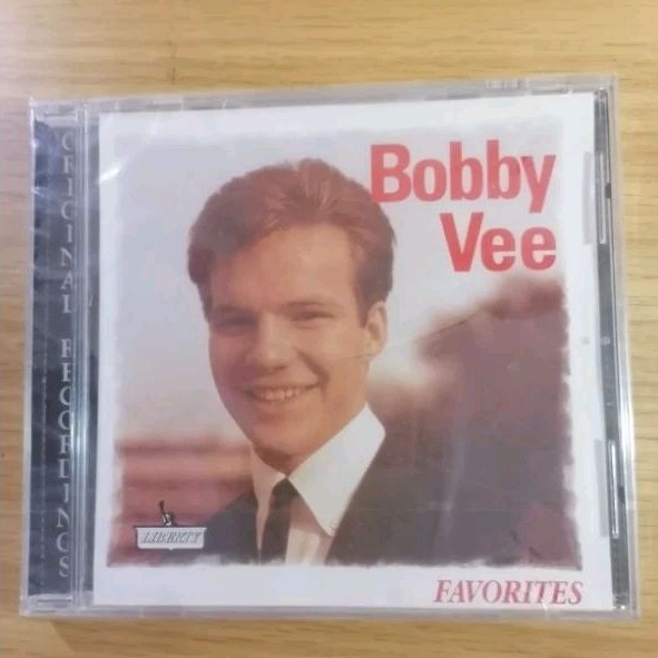 CD Pop​  Bobby Vee  -   Favorites   Us (New)