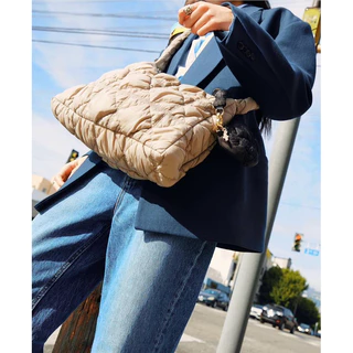 (พร้อมส่ง) Carlyn Bag รุ่น Lane (TH 1st Anniversary) ของแท้100%