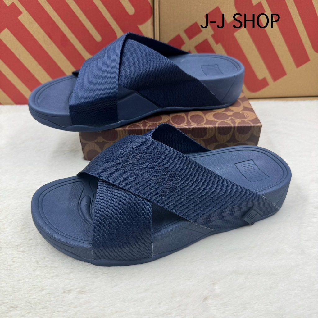รองเท้าแตะ FItflop แบบสวมสำหรับผู้ชาย ผลิตจากผ้า งานสวยน้ำหนักเบาสวมใส่สบายใส่ทนใส่เดินสะดวก รับรองสินค้าตรงตามรูปค่ะ