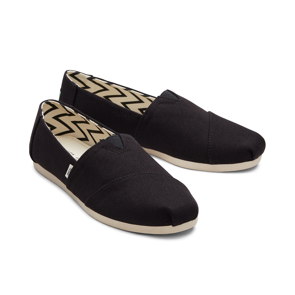 TOMS รองเท้าลำลองผู้หญิง สลิปออน รุ่น Alpargata Black Heritage Canvas (CE) รองเท้าลิขสิทธิ์แท้