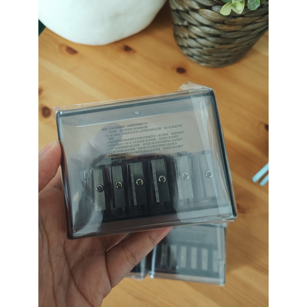 กบเหลาดินสอ 6 รู Sketch Pencil Sharpener มาพร้อมที่ฝนปลายดินสอ กบเหลาดินสอ EE