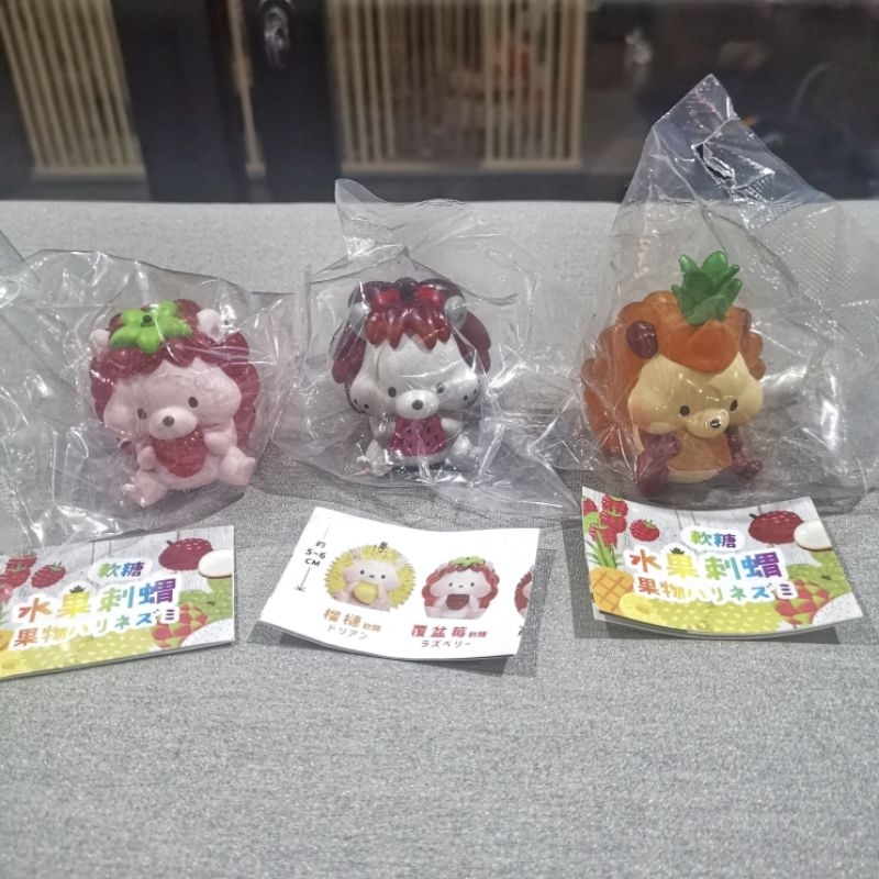 ++ ขาย Fruit Hedgehog Fruithedgehog เม่นผลไม้ รุ่นใส Jinart ของใหม่ กล่องสุ่ม blindbox ++ Popmart ของเล่น art toy design