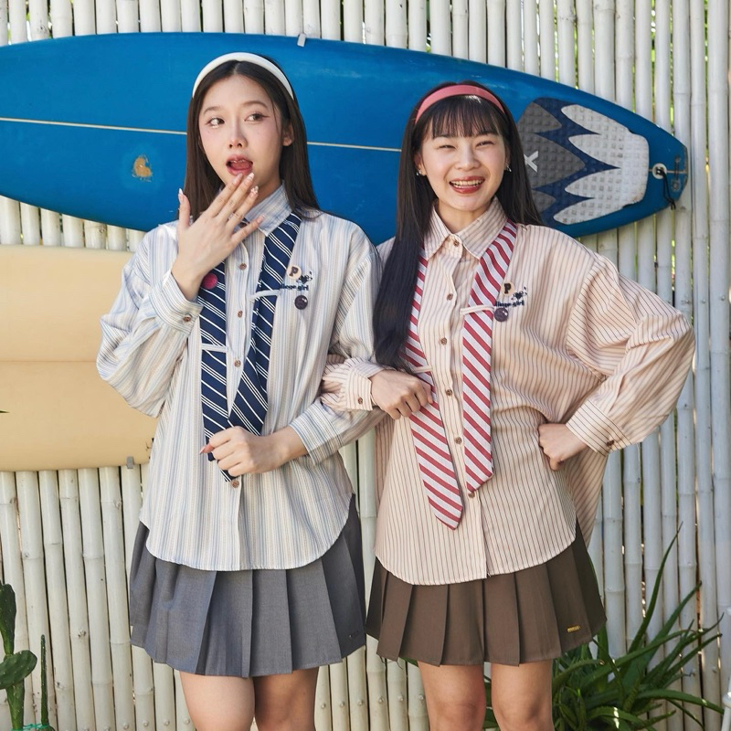 เสื้อเชิ้ตรุ่น College girls สไตล์เกาหลี เนื้อผ้านิ่มลื่น ใส่สบาย พร้อมเนคไท