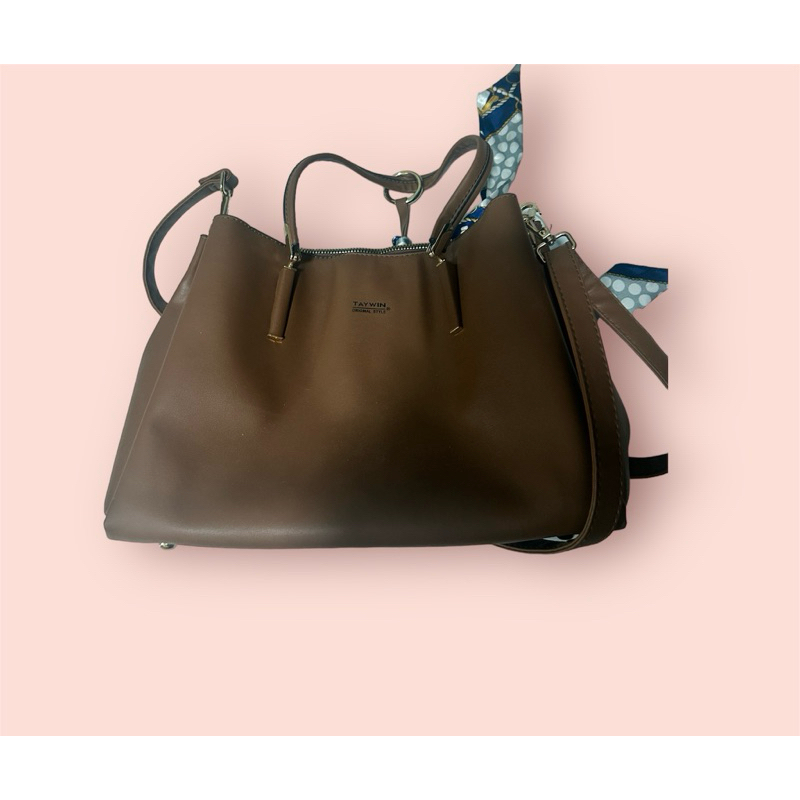 กระเป๋า Tawin มือสอง