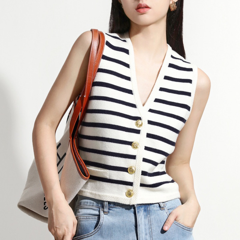 Sakura.official A1339/SB#เสื้อเเฟชั่นไหมพรมแขนกุดลายทาง#เสื้อกล้ามคอกลมกระดุมหน้า4เม็ด