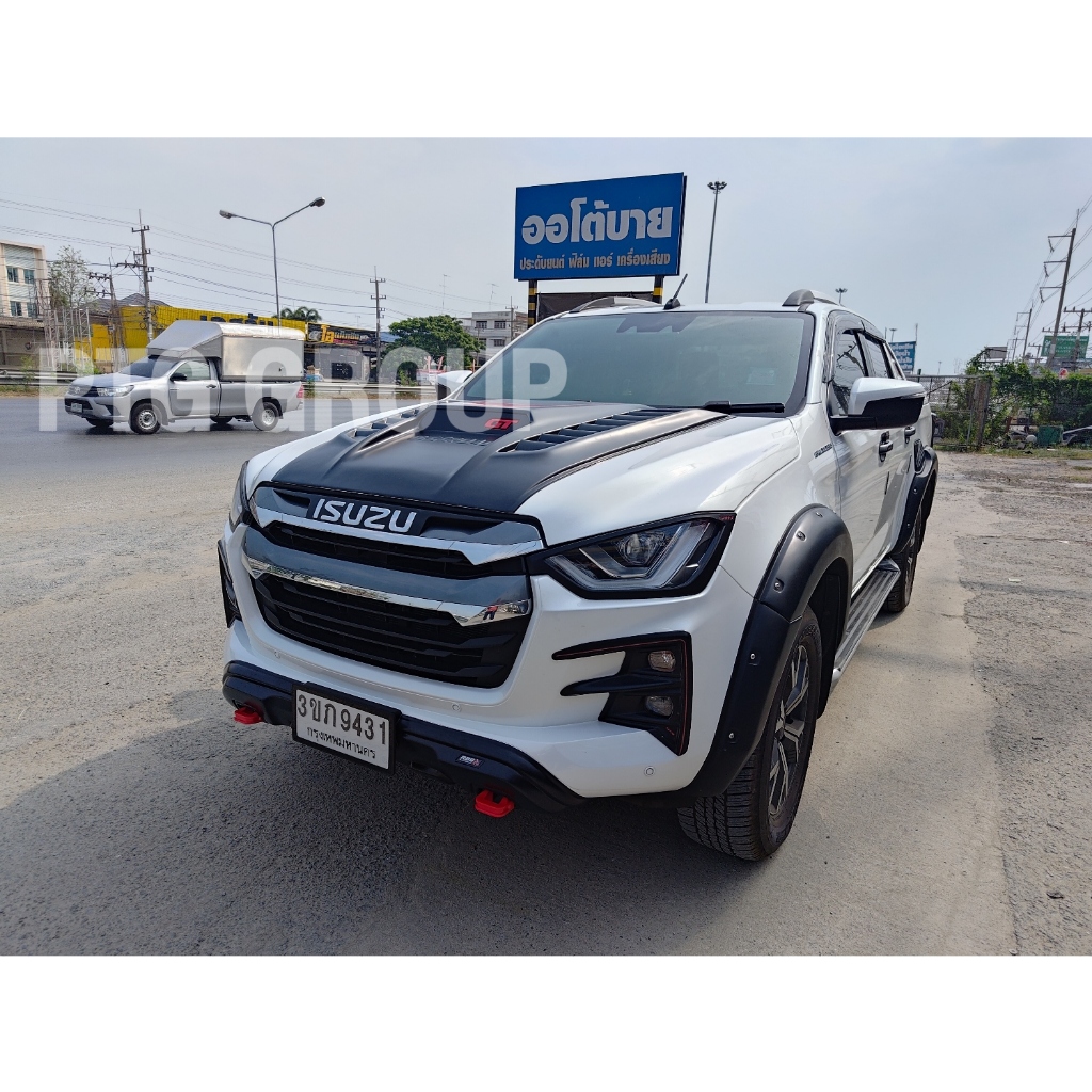 ISUZU DMAX 2020 2022 2023 2024 สคูปฝากระโปรง ทรงGT ดำด้านตัดแดง *งานไทยพร้อมส่ง*