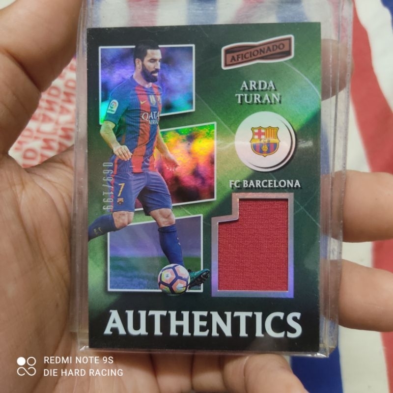 การ์ด Jersey ชิ้นสวนเสื้อแข่ง Arda Turan ทีม Barcelona (69/199) สภาพสะสม Panini Aficionado 2016