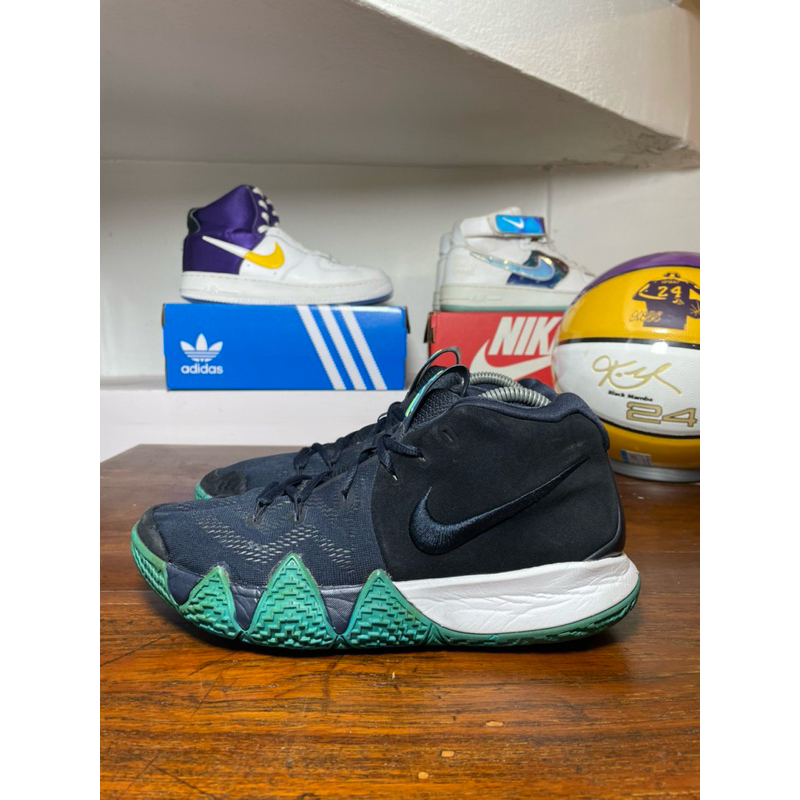 รองเท้าบาสไนกี้ไคลี่ Nike Kyrie 4 Obsidian 2018 Size 41/26cm มือสอง