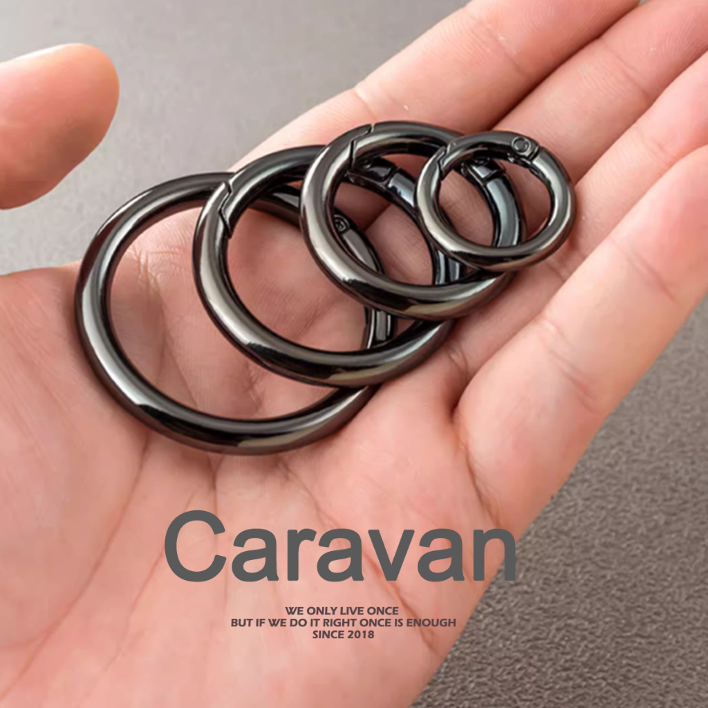 Caravan Crew Keychain แหวน พวงกุญแจ 24/28/34/40mm