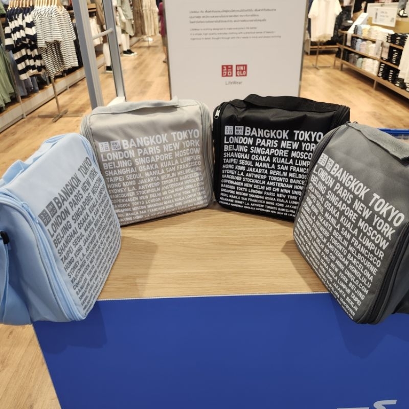 ของแท้ uniqlo กระเป๋าถืออเนกประสงค์ มีช่องใส่ของเก็บความเย็นด้วยจ้า มี 3 สี