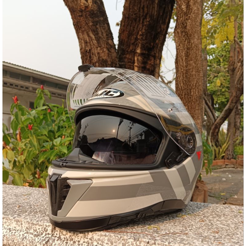 หมวกกันน็อค HJC รุ่น i70  และ HJC i10