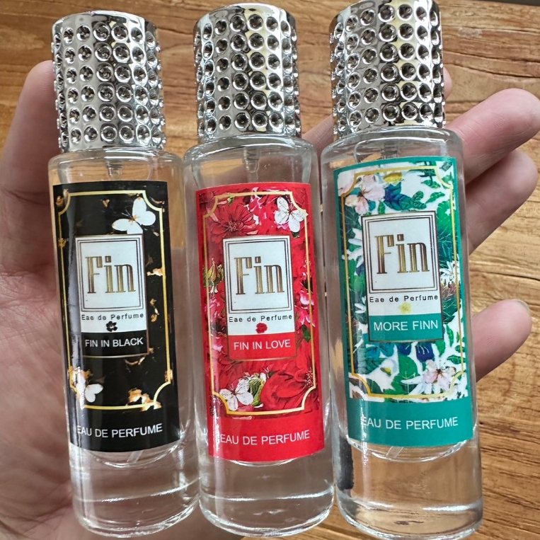 น้ำหอมมาดามฟิน หอมติดทนนาน 12 ชม. ขนาด 35 ML. กลิ่นเทียบแท้