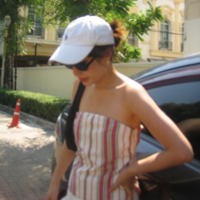 Hers - Merry Tube Top เสื้อเกาะอก