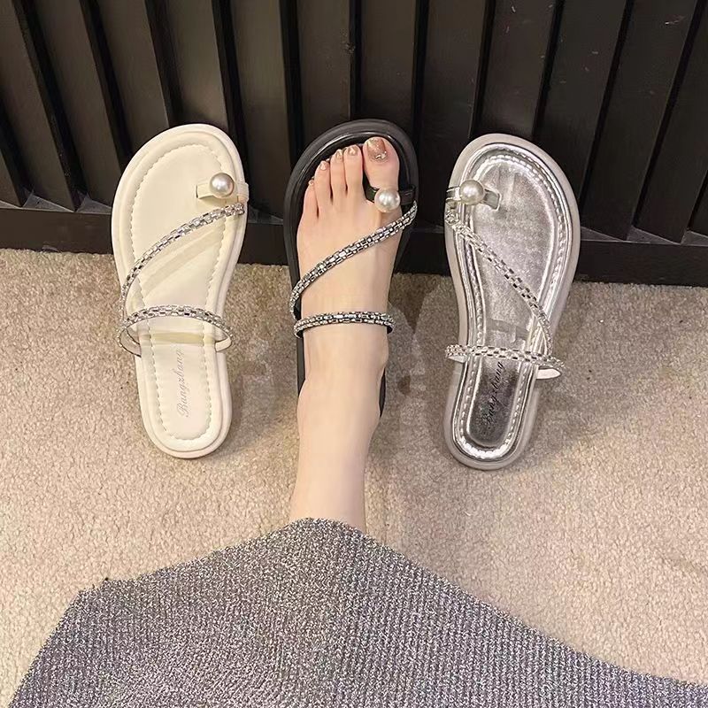 🔥 35-40 รองเท้าแตะส้นแบนสีขาวเวอร์ชั่นเกาหลีย้อนยุคเรียบง่ายลำลองสีทึบ rhinestone โบว์หนึ่งคำกับรองเท้าแตะโรมัน