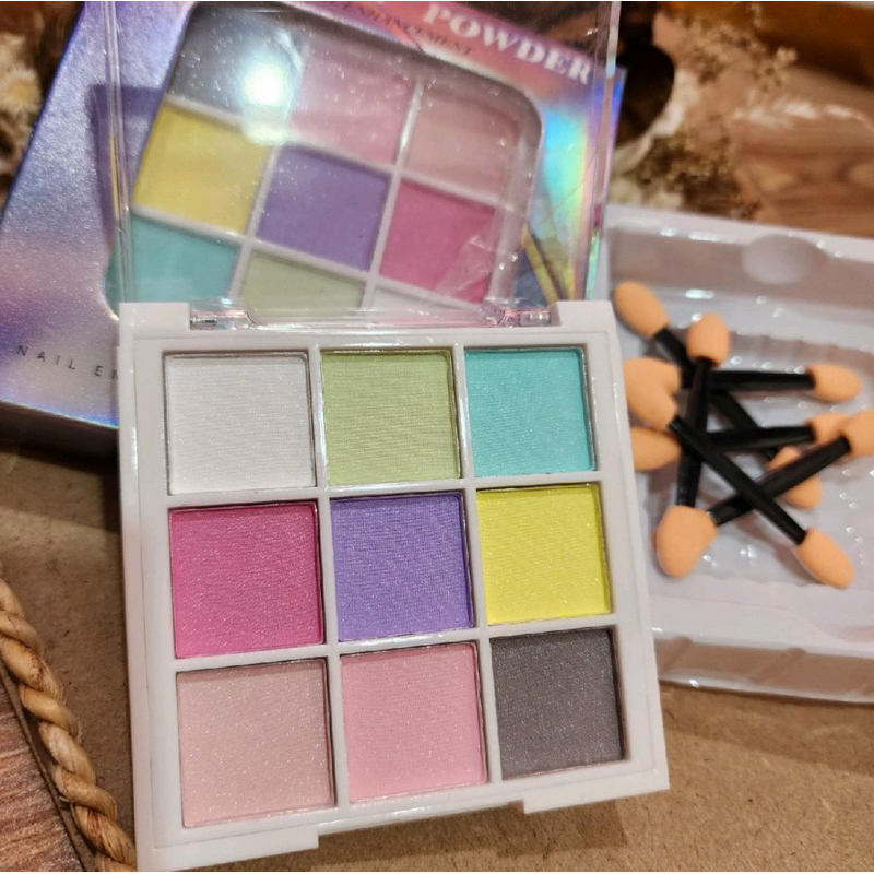 ผงไล่สีทำออเบรเล็บสามารถนำไปผสมเจลปั้นสีขาวได้โทนสีอ่อน