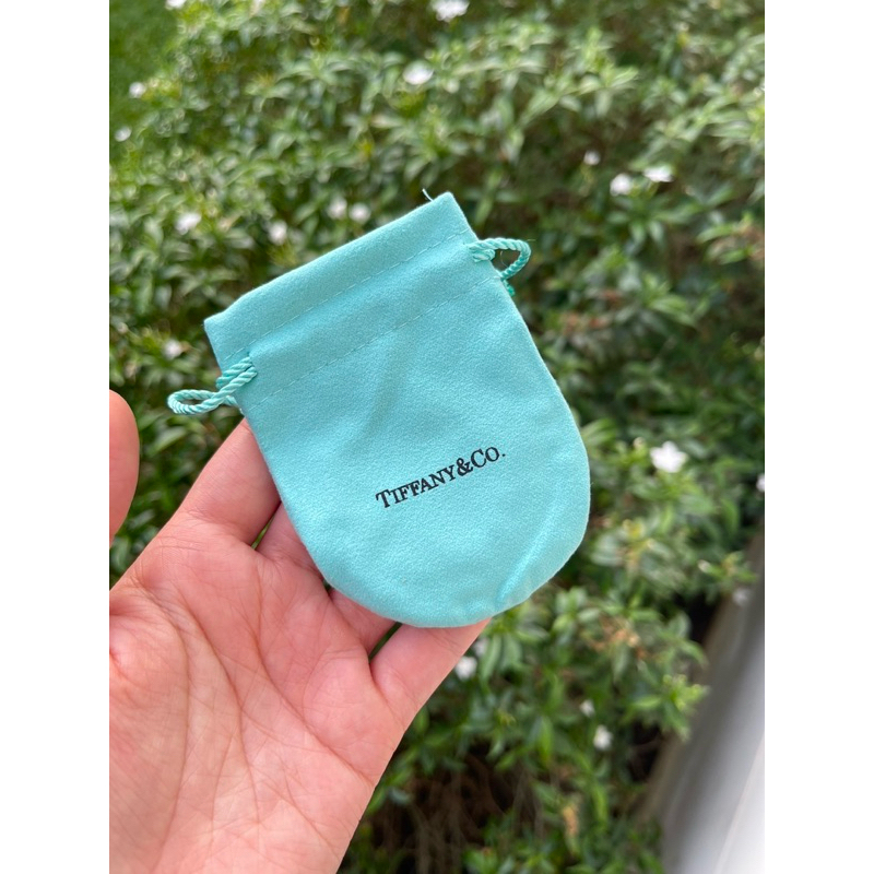 "สินค้าพร้อมส่งจากไทย🇹🇭" ถุงกำมะหยี่ครื่องประดับ Tiffany & Co.