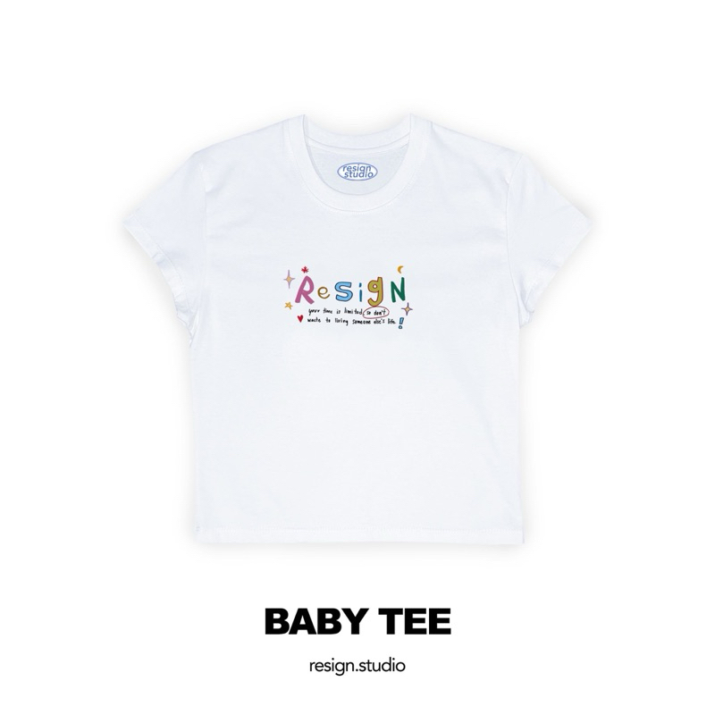 Resign.studio เสื้อยืด Baby tee - Resign