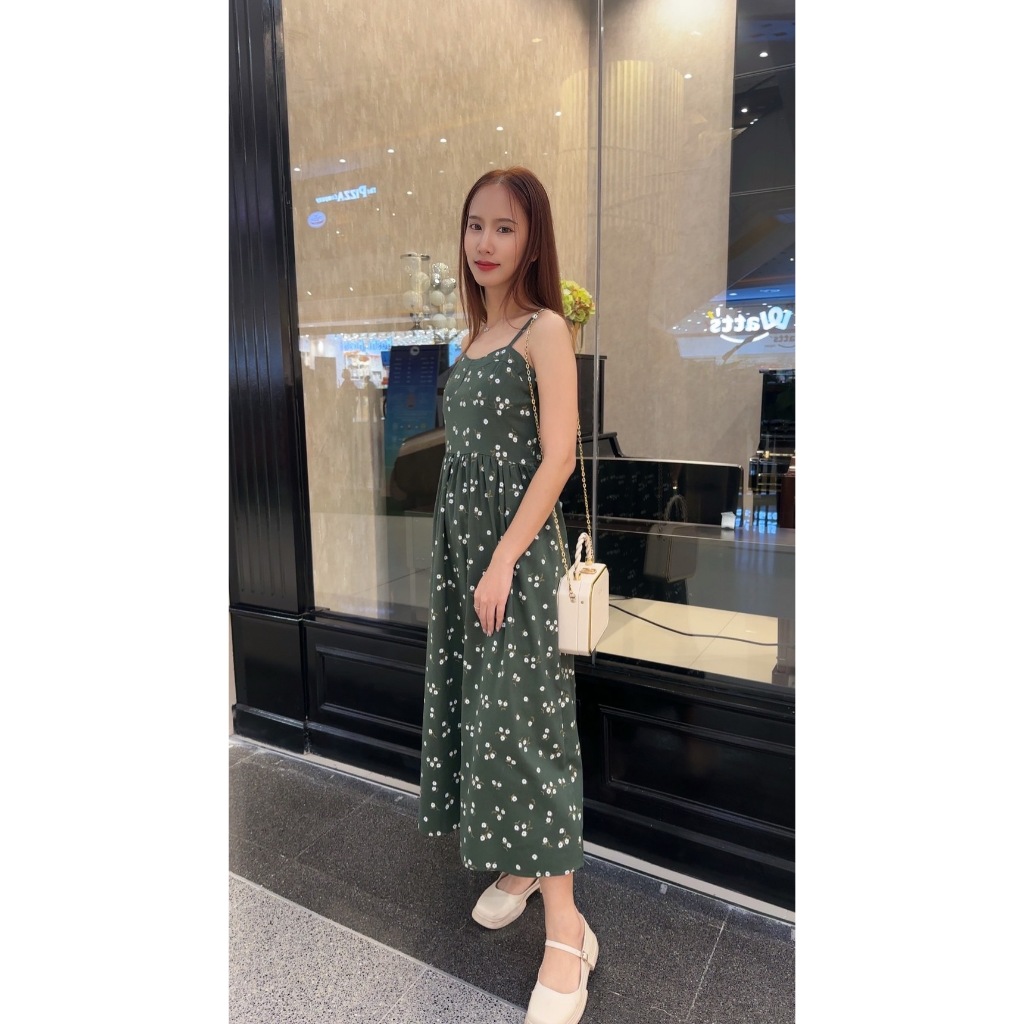 🎀🪞เดรสมอลลี่ ⸝⸝⸝ เดรสสกรีนดอกไม้ทั้งตัว แถมช่วงอก-เอว สม็อคหลังยืดได้อีก + สายปรับระดับได้🎀🪞 #277