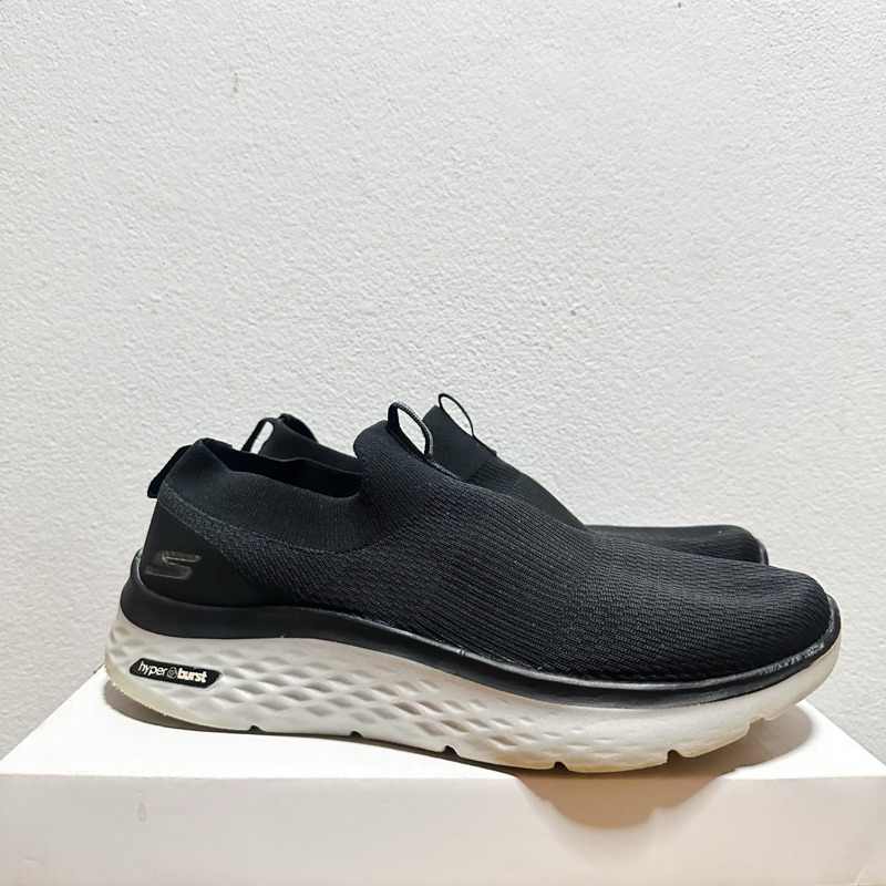 Skechers Gowalk 42.5/27 มือสอง