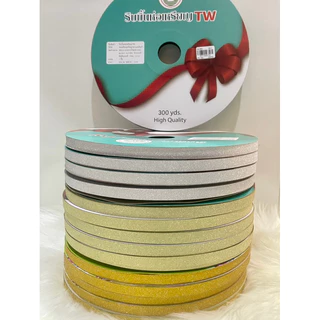 ริบบิ้นกากเพชรทึบ TW สีเงิน สีทอง ยาว 300 หลา ขนาด 12 มิล ราคาต่อ 1 ม้วน