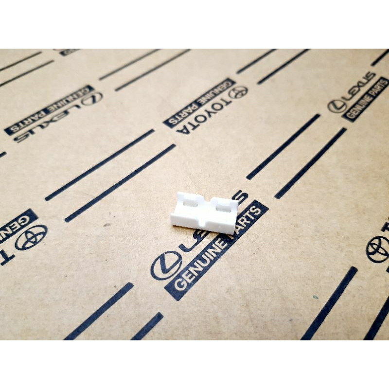 ล็อกคิ้วหลังคา ล็อกรางน้ำหลังคา ของแท้ Toyota Vigo 4 ชิ้น