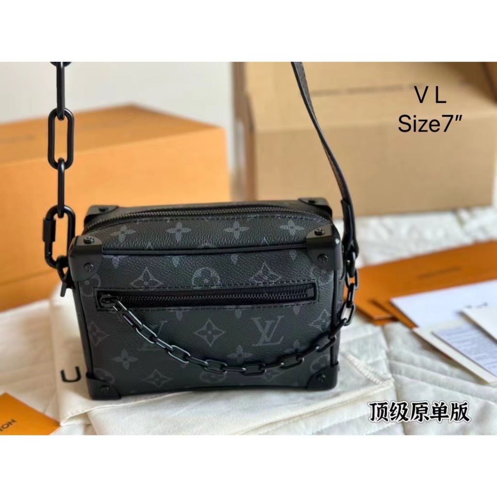 พร้อมส่ง กระเป๋าหนังสีดำ สะพายข้าง หนังคุณภาพดี 1:1 LV ขนาด18ซม