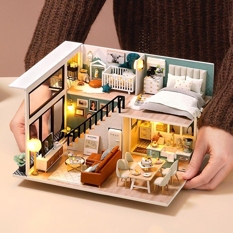 บ้านโมเดล DIY บ้านตุ๊กตาจิ๋ว มีไฟLED พร้อมกล่องกันฝุ่น พร้อมส่ง