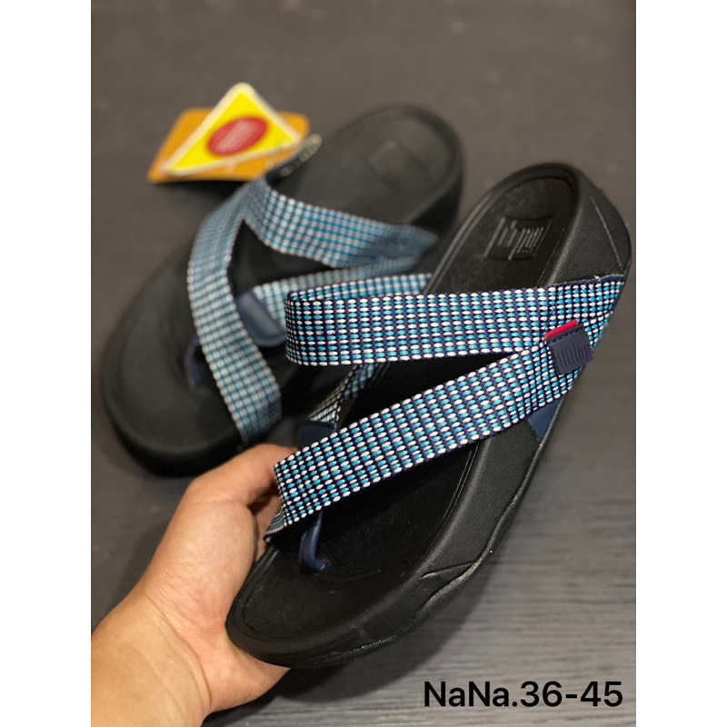 รองเท้าแตะ Fitflop ไซด์ 36 × 45 รองเท้าแตะเพื่อสุขภาพใส่ได้ทั้งผู้หญิงผู้ชาย