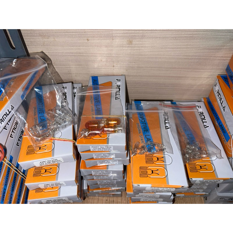 *ยกกล่อง (10หลอด) หลอดไฟหรี่ หลอดไฟรถยนต์ มอเตอร์ไซส์ 12v t5 t6.5 t10 t15 ยี่ห้อ formula ตามตัวเลือก