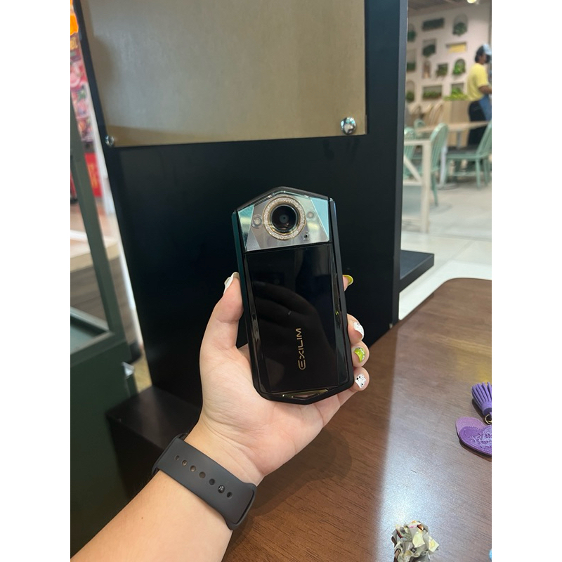 กล้องฟรุ้งฟริ้ง Tr80