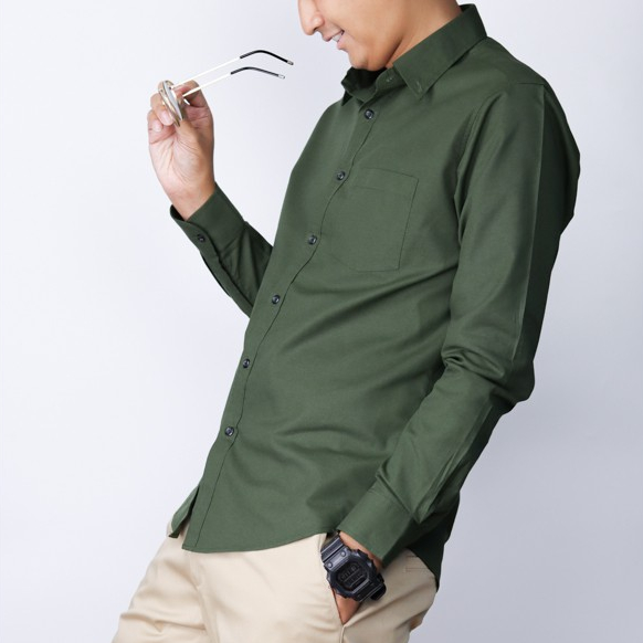 เสื้อเชิ้ตแขนยาวคอปกสีเขียวเข้ม SIZE ( M-5XL ) ผ้าoxford มีไซส์เล็ก-ใหญ่มาก มีกระเป๋า