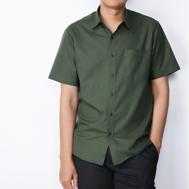 เสื้อเชิ้ตแขนสั้นคอปก สีเขียว ( M - 5XL)  ผ้าoxford ราคาถูก มีทั้งไซส์เล็ก-ใหญ่มาก